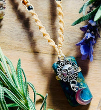 Load image into Gallery viewer, Apatite Clarity Necklace