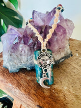 Load image into Gallery viewer, Apatite Clarity Necklace