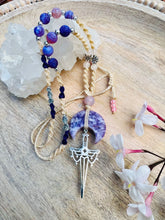 Load image into Gallery viewer, Glorious Lepidolite With Dragon Vein Agate Necklace