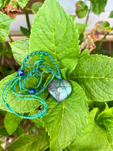 Load image into Gallery viewer, Labradorite Heart With Lapis Beads