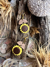 Load image into Gallery viewer, Summer Sunflowers
