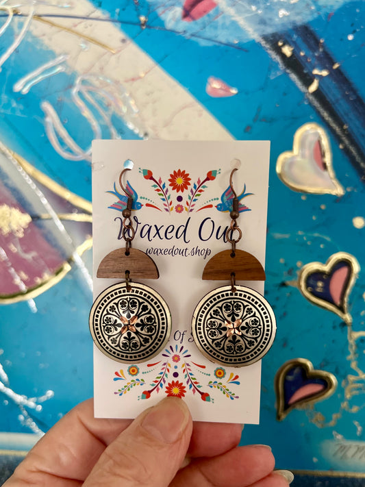 ✨Woodsy Dangles