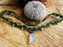 Load image into Gallery viewer, ✨ Moonlit Opal Lite Choker ✨
