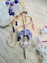Load image into Gallery viewer, Glorious Lepidolite With Dragon Vein Agate Necklace
